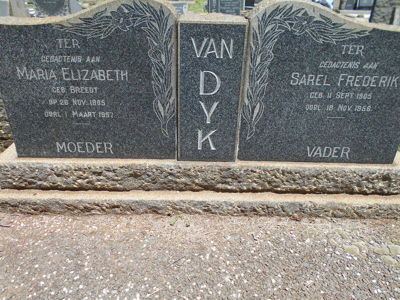 DYK Sarel Frederik, van 1905-1956 & Maria Elizabeth BREEDT 1905-1957