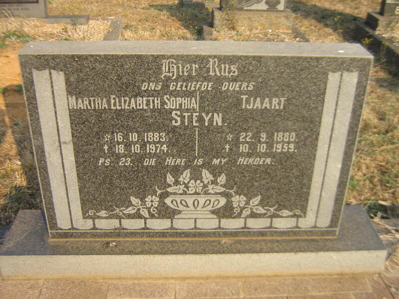STEYN Tjaart 1880-1959 & Martha Elizabeth Sophia 1883-1974