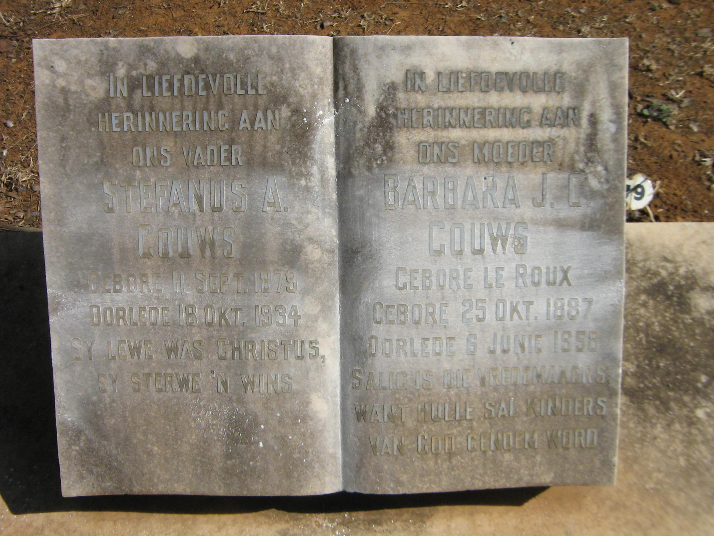 GOUWS Stefanus A. 1879-1934 & Barbara J.C. LE ROUX 1887-1956