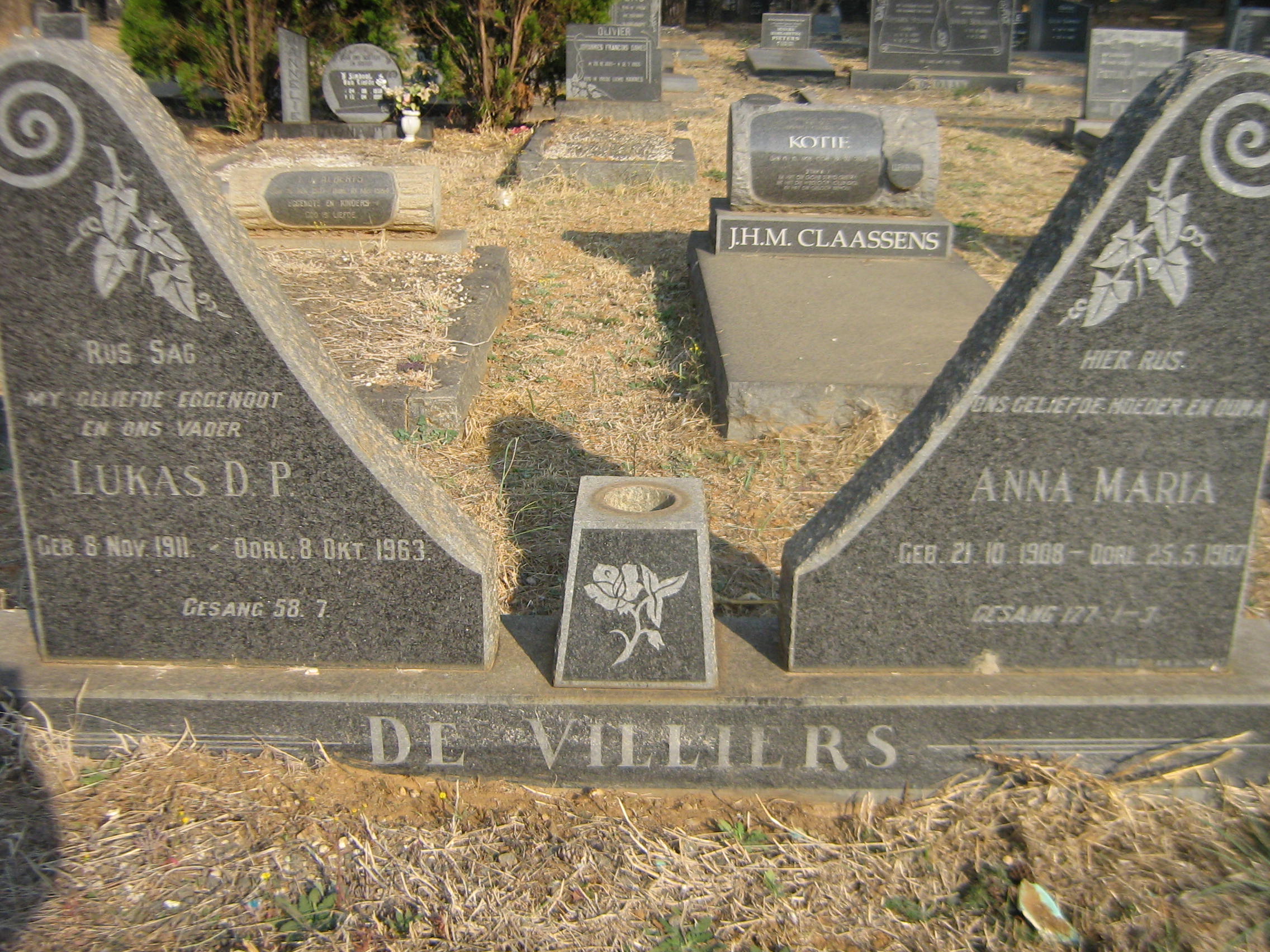 VILLIERS Lukas  D.P., de 1911-1963 & Anna Maria 1908-19?7