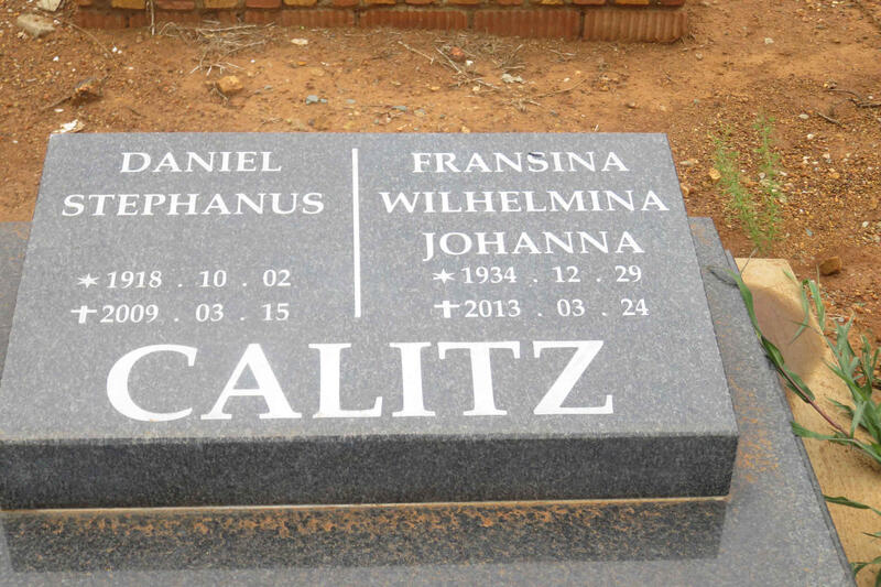 CALITZ Daniel Stephanus 1918-2009 & Fransina Wilhelmina Johanna 1934-2013