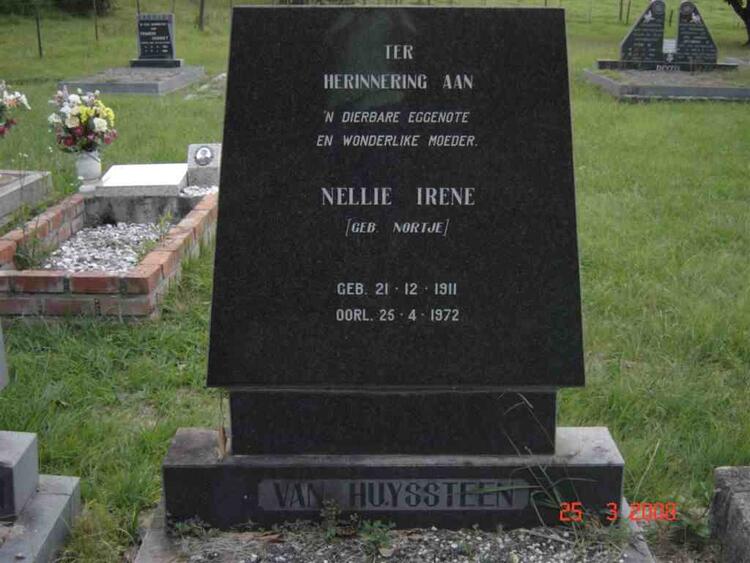 HUYSSTEEN Nellie Irene, van nee NORTJE 1911-1972