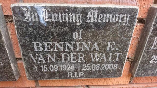 WALT Bennina E., van der 1924-2008