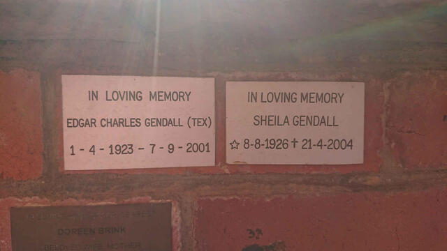 GENDALL Edgar Charles 1923-2001 & Sheila 1926-2004