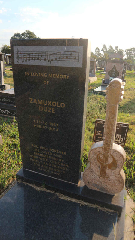 DUZE Zamuxolo 1957-2014