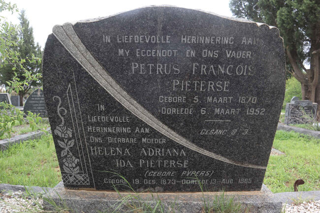 PIETERSE Petrus Francois 1870-1952 & Helena Adriana Ida PYPERS 1873-1965