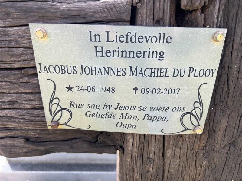 PLOOY Jacobus Johannes Machiel, du 1948-2017