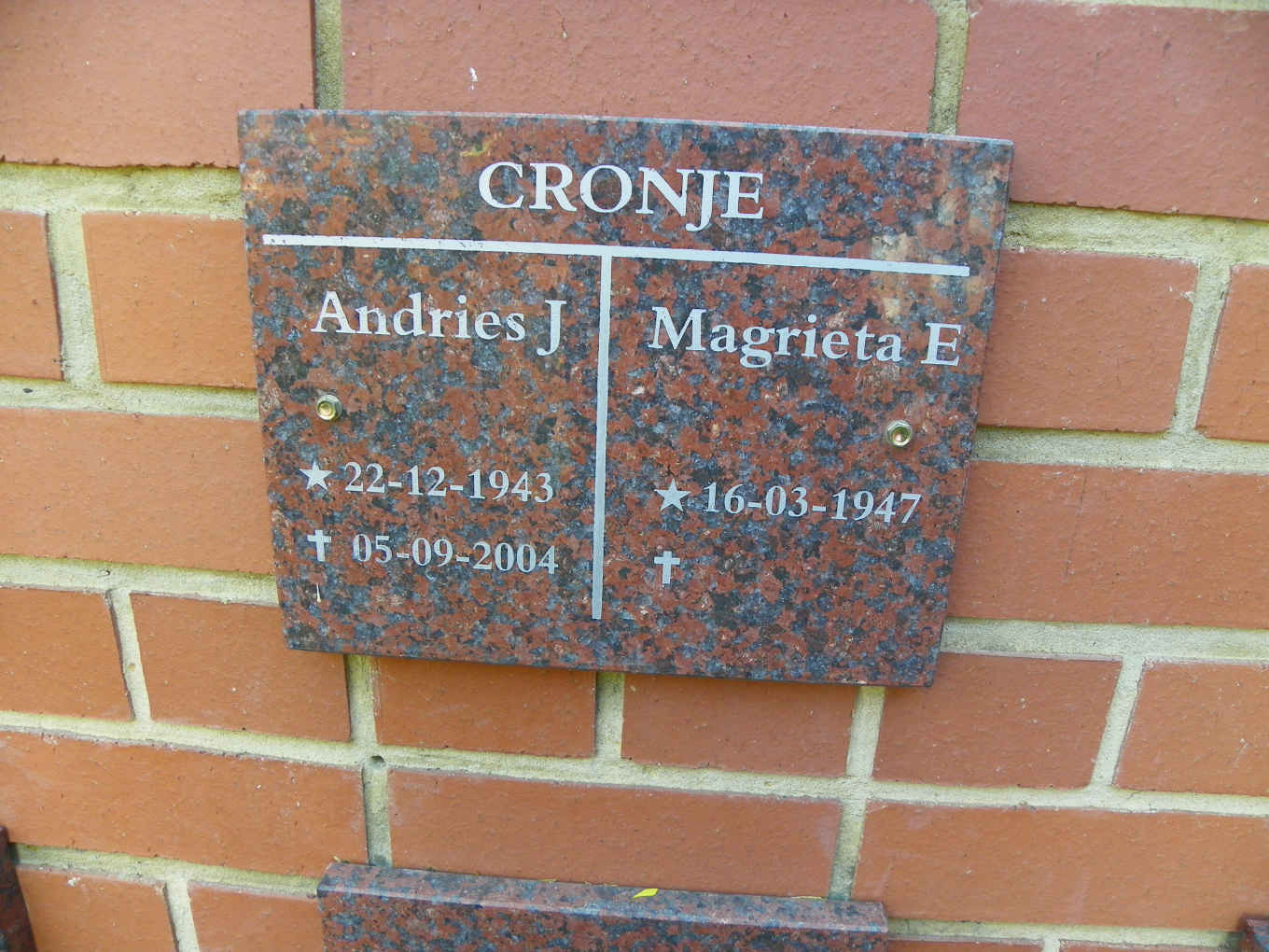 CRONJE Andries J. 1943-2004 & Magrieta E. 1947-