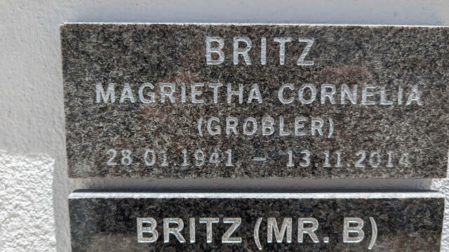 BRITZ Magrietha Cornelia nee GROBLER 1941-2014