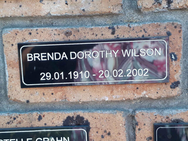WILSON Brenda Dorothy 1910-2002