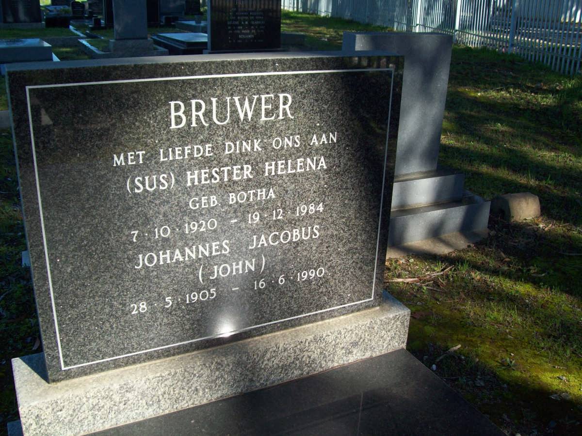 BRUWER Johannes Jacobus 1905-1990 & Hester Helena BOTHA 1920-1984