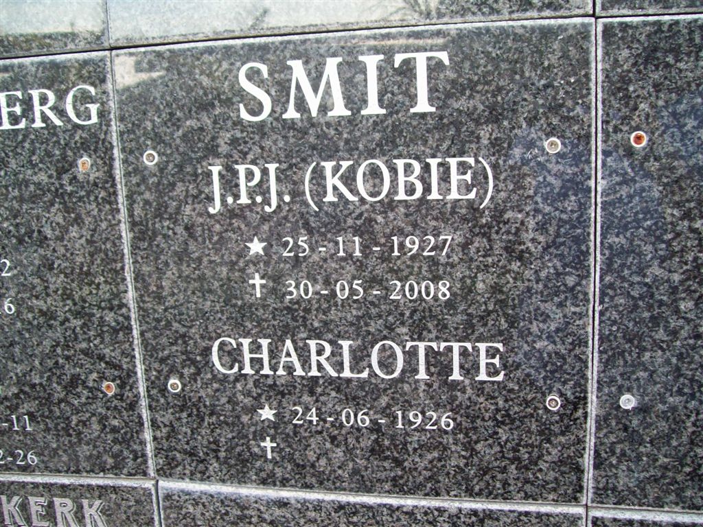 SMIT J.P.J. 1927-2008 & Charlotte 1926-