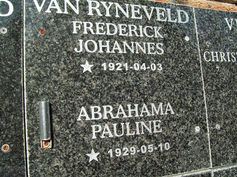 RYNEVELD Frederick Johannes, van 1921- & Abrahama Pauline 1929-