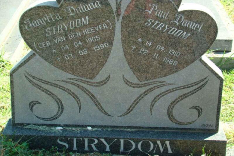 STRYDOM Paul Daniel 1910-1988 & Janetta Daluna VAN DEN HEEVER 1905-1990