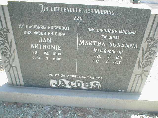 JACOBS Jan Anthonie 1899-1982 & Martha Susanna GROBLER 1911-1986