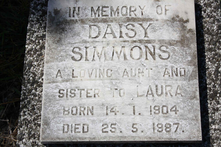 SIMMONS Daisy 1904-1987