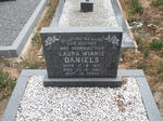 DANIELS Laura Winnie 1915-1983