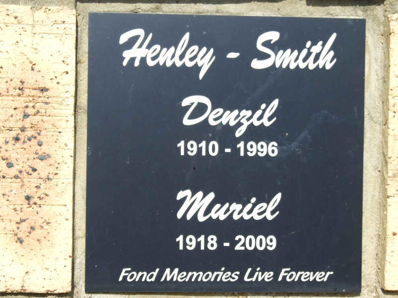 HENLEY Denzil, Smith 1910-1996 & Muriel 1918-2009