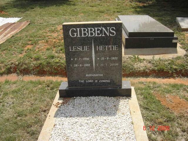 GIBBENS Leslie 1916-1997 & Hettie 1922-2000