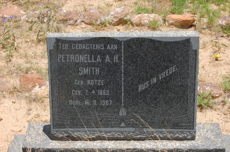 SMITH Petronella A.H. nee KOTZE 1893-1967