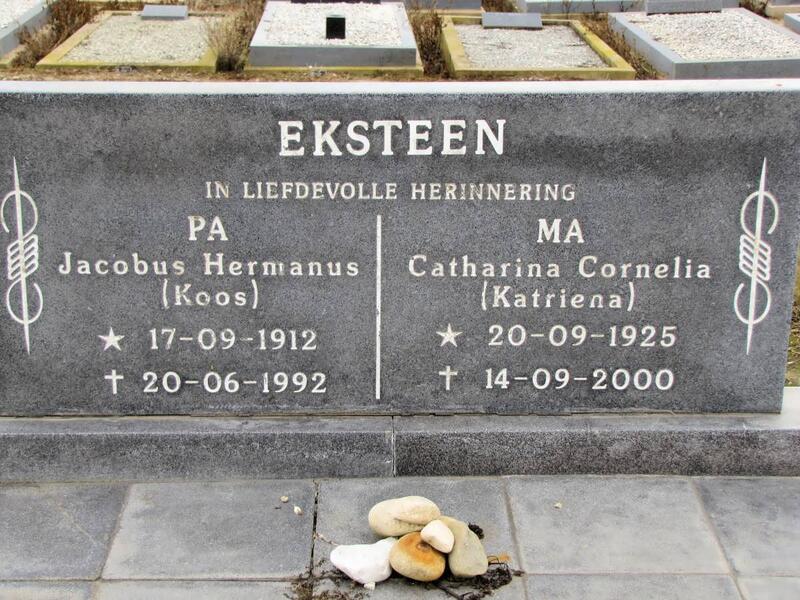 EKSTEEN Jacobus Hermanus 1912-1992 & Catharina Cornelia 1925-2000