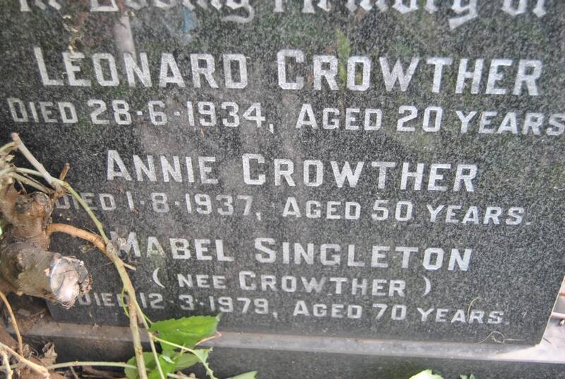 CROWTHER Annie -1937 :: CROWTHER Leonard -1934 :: SINGLETON Mabel -1979