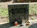 DAVIS Philip John 1919-1978 :: DAVIS Sandra Wheatley 1947-1950 :: DAVIS Infant son