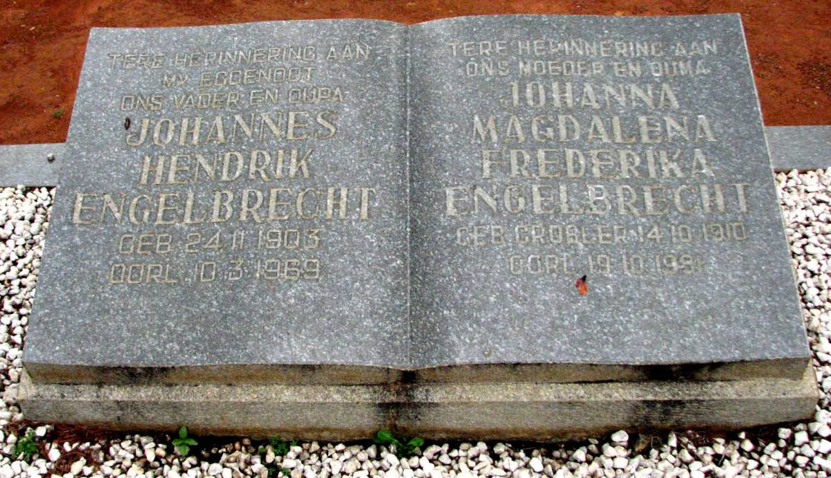 ENGELBRECHT Johannes Hendrik 1903-1969 & Johanna Magdalena Frederika GROBLER 1910-1991