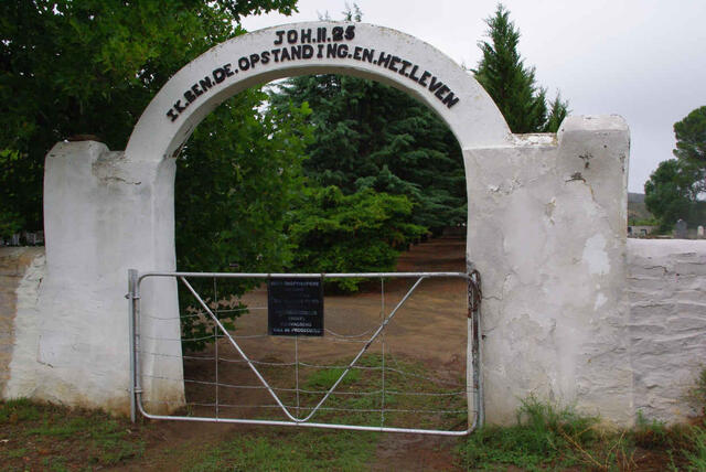 1. Entrance to NIEU BETHESDA cemetery