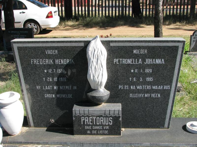 PRETORIUS Frederik Hendrik 1920-1976 & Petronella Johanna 1920-1995