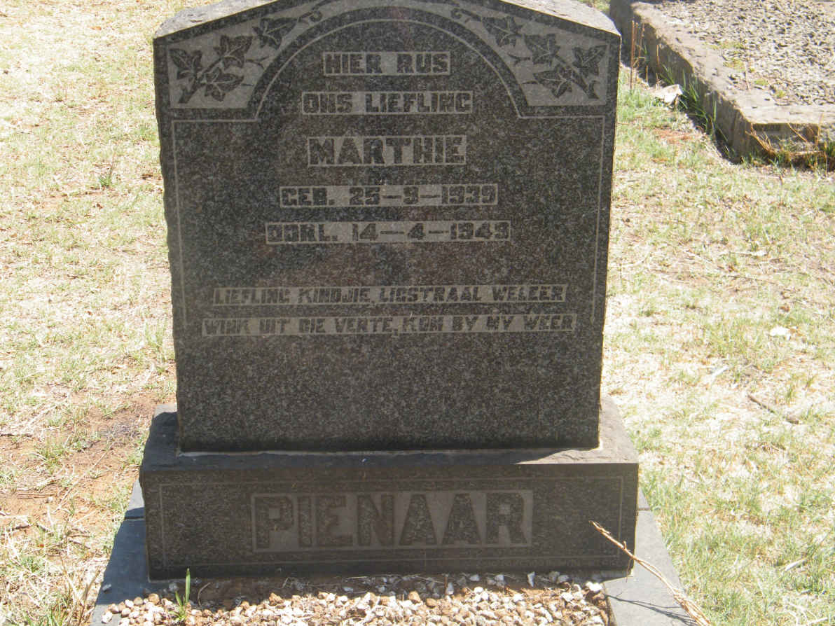 PIENAAR Marthie 1939-1949