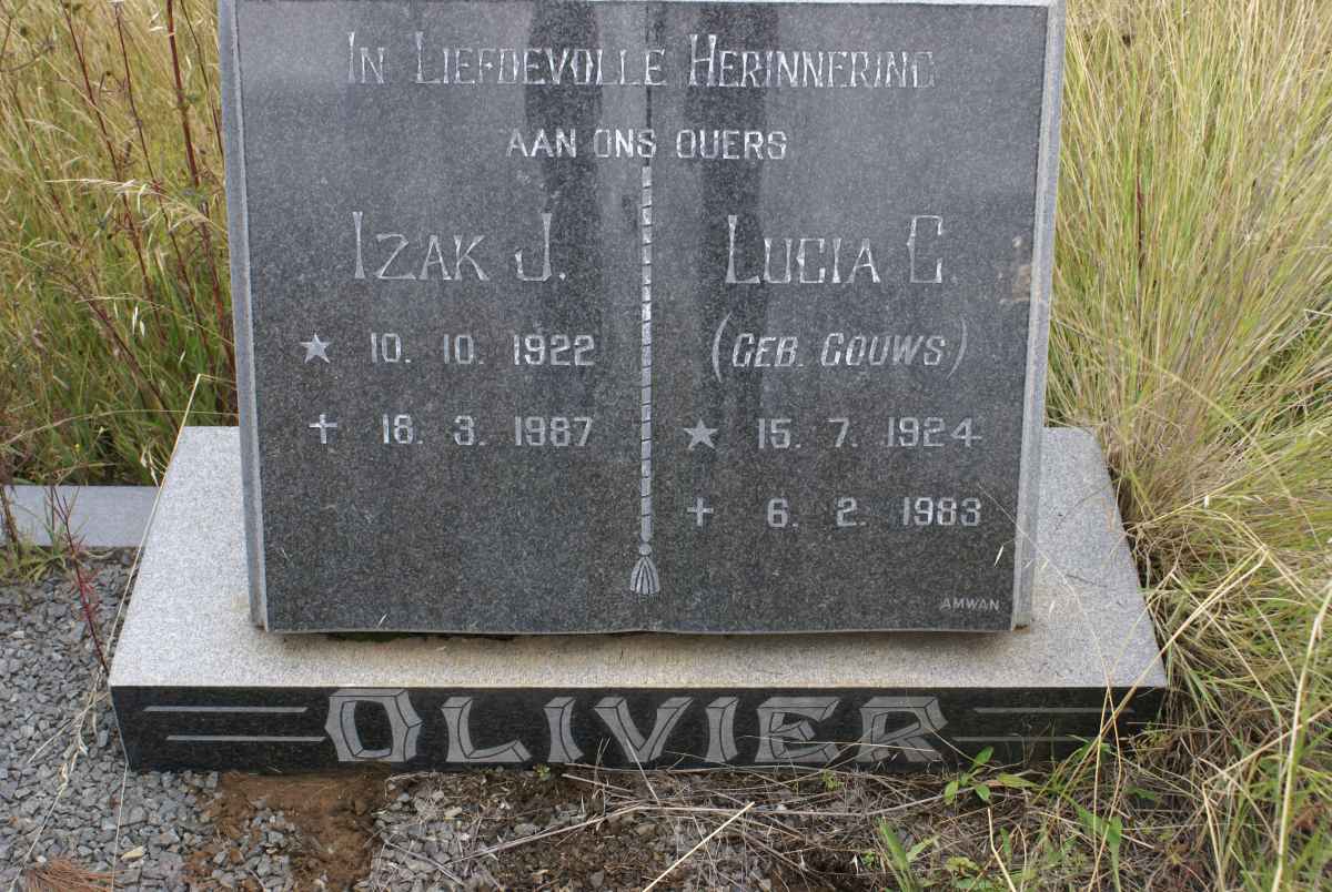 OLIVIER Izak J. 1922-1987 & Lucia C. GOUWS 1924-1983