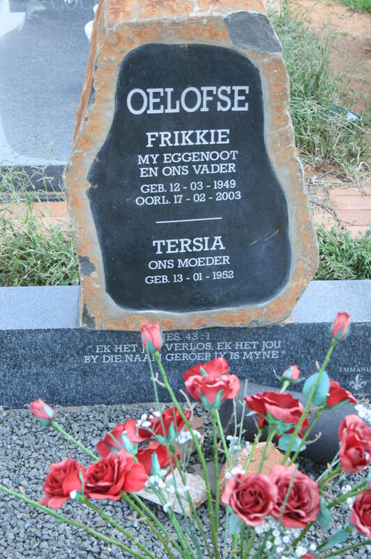 OELOFSE Frikkie 1949-2003 & Tersia 1952-