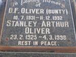 OLIVER Stanley Arthur 1925-1998 & D.F. 1931-1992