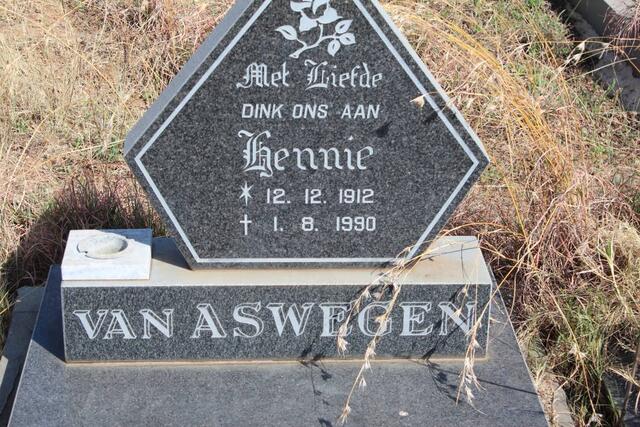 ASWEGEN Hennie, van 1912-1990