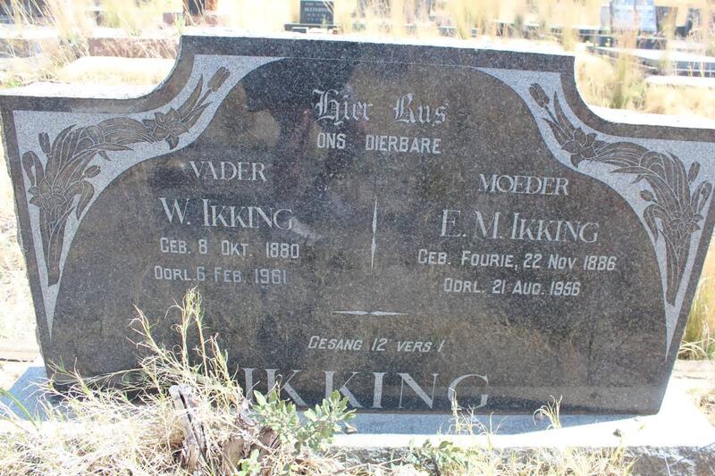 IKKING W. 1880-1961 & E.M. FOURIE 1886-1956