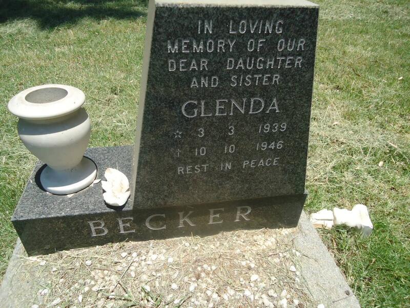 BECKER Glenda 1939-1946