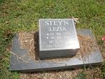 STEYN Lezia 1913-2002