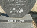 MULLER Julian Albert 1966-1998