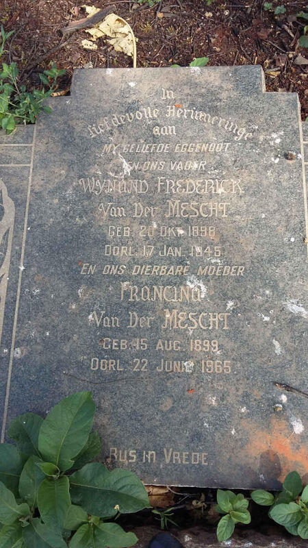 MESCHT Wynand Frederick, van der 1898-1945 & Francina 1899-1965