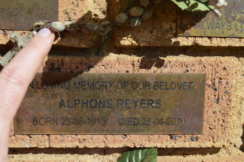 REYERS Alphons 1913-2010