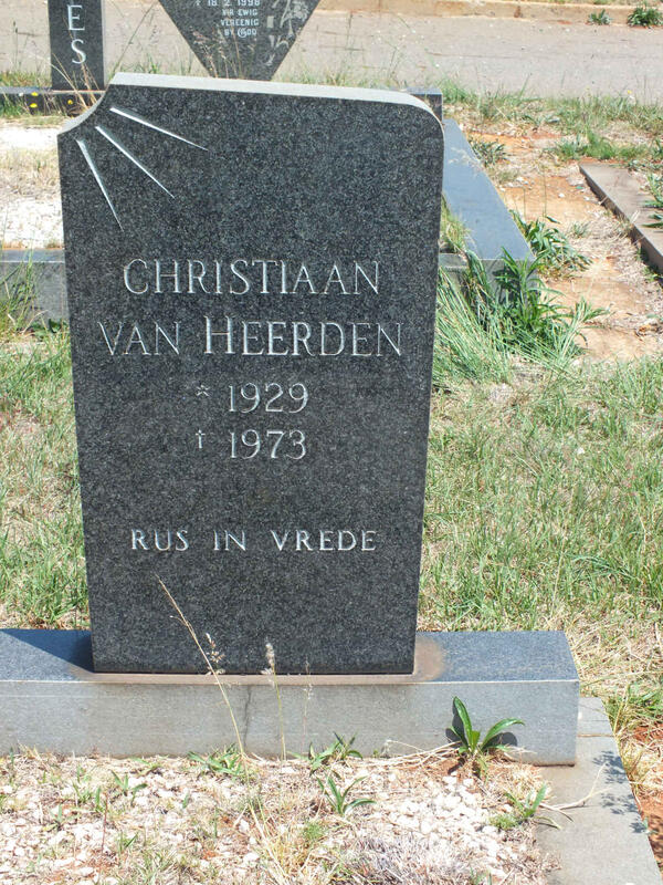 HEERDEN Christiaan, van 1929-1973