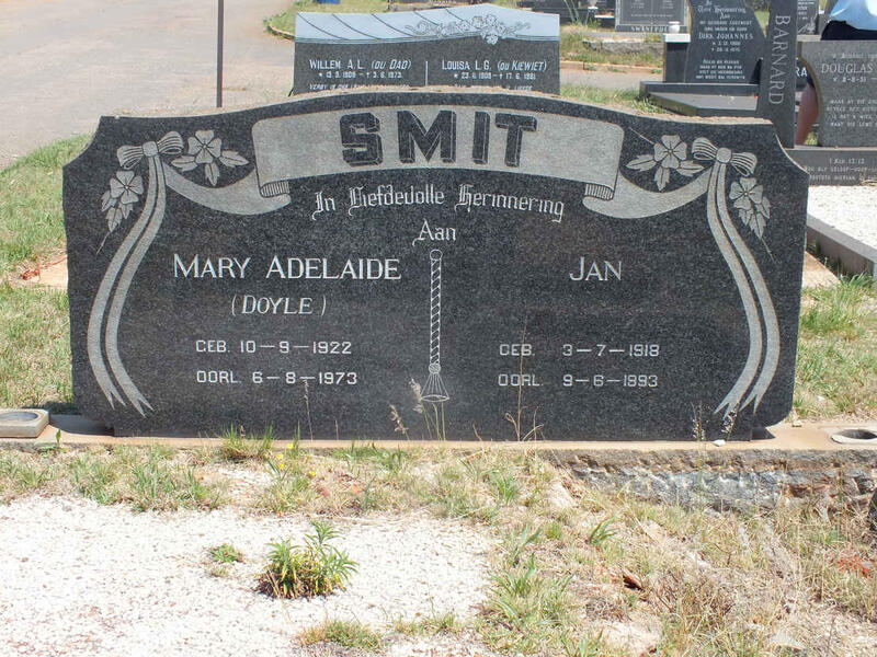 SMIT Jan 1918-1893 & Mary Adelaide DOYLE 1922-1973