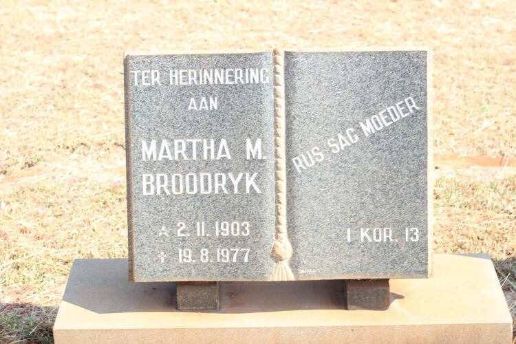 BROODRYK Martha M. 1903-1977