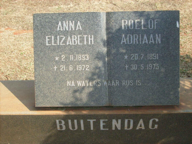 BUITENDAG Roelof Adriaan 1891-1975 & Anna Elizabeth 1893-1972