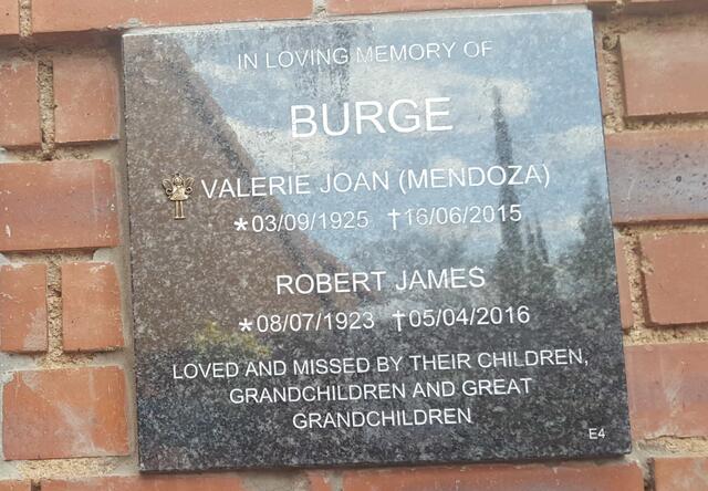 BURGE Robert James 1923-2016 & Valerie Joan MENDOZA 1925-2015