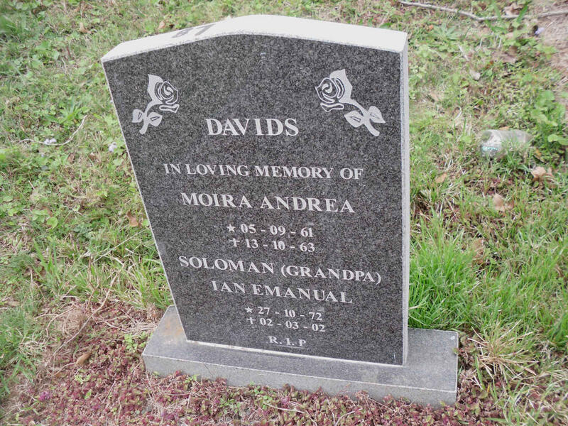 DAVIDS Solomon Ian Emanual 1972-2002 :: DAVIDS Moira Andrea 1961-1963