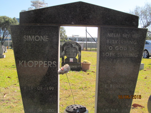 KLOPPERS Simone 1997-2003