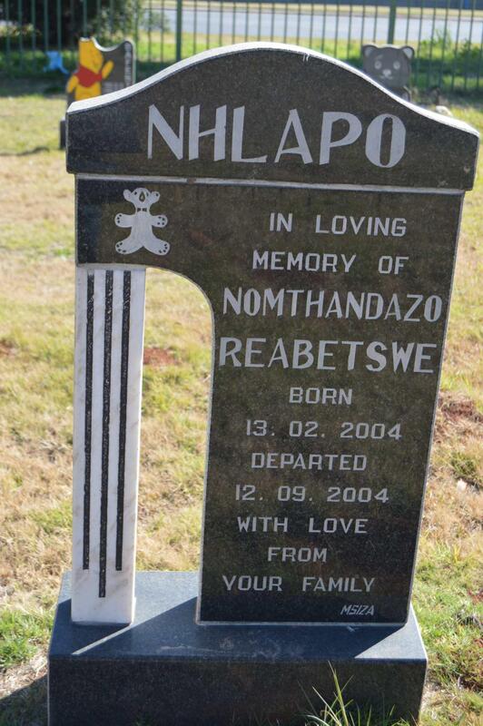 NHLAPO Nomthandazo Reabetswe 2004-2004