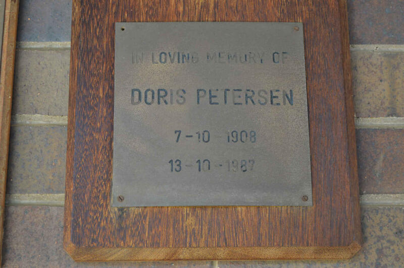 PETERSEN Doris 1908-1987